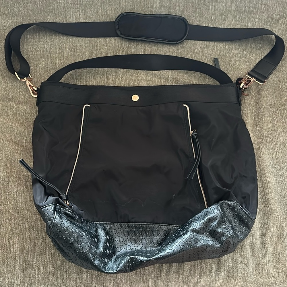 Lululemon bag
